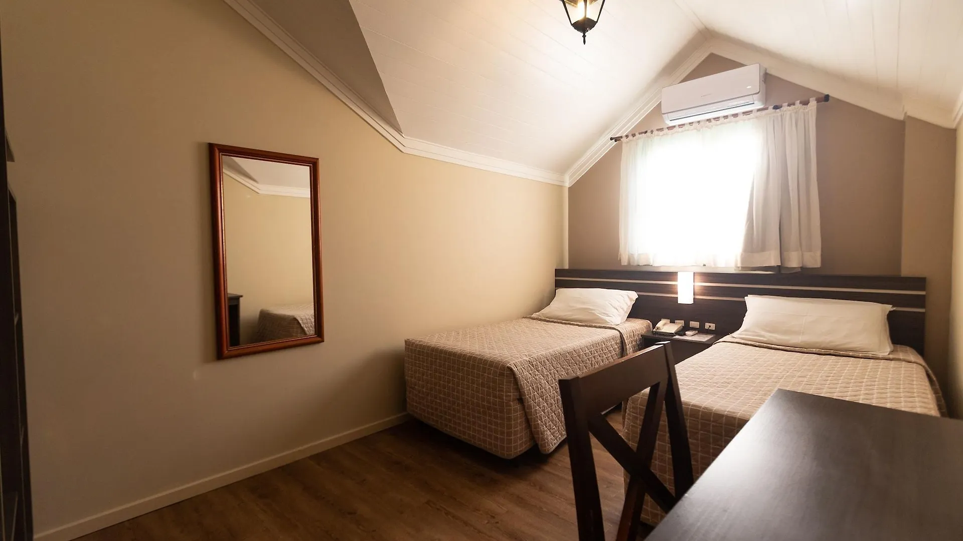 Bristol Sabrina Hotel De Charme Joinville