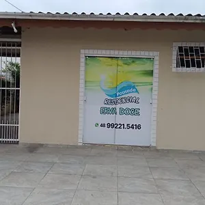 Residencial Erva Doce - 400m Da De Canasvieiras Гостевой дом