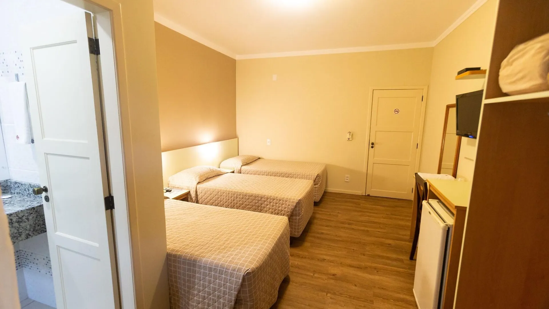 Bristol Sabrina Hotel De Charme Joinville