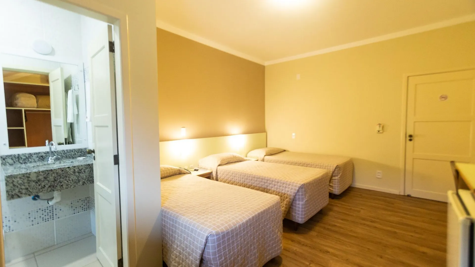 ***  Bristol Sabrina Hotel De Charme Joinville Brasil