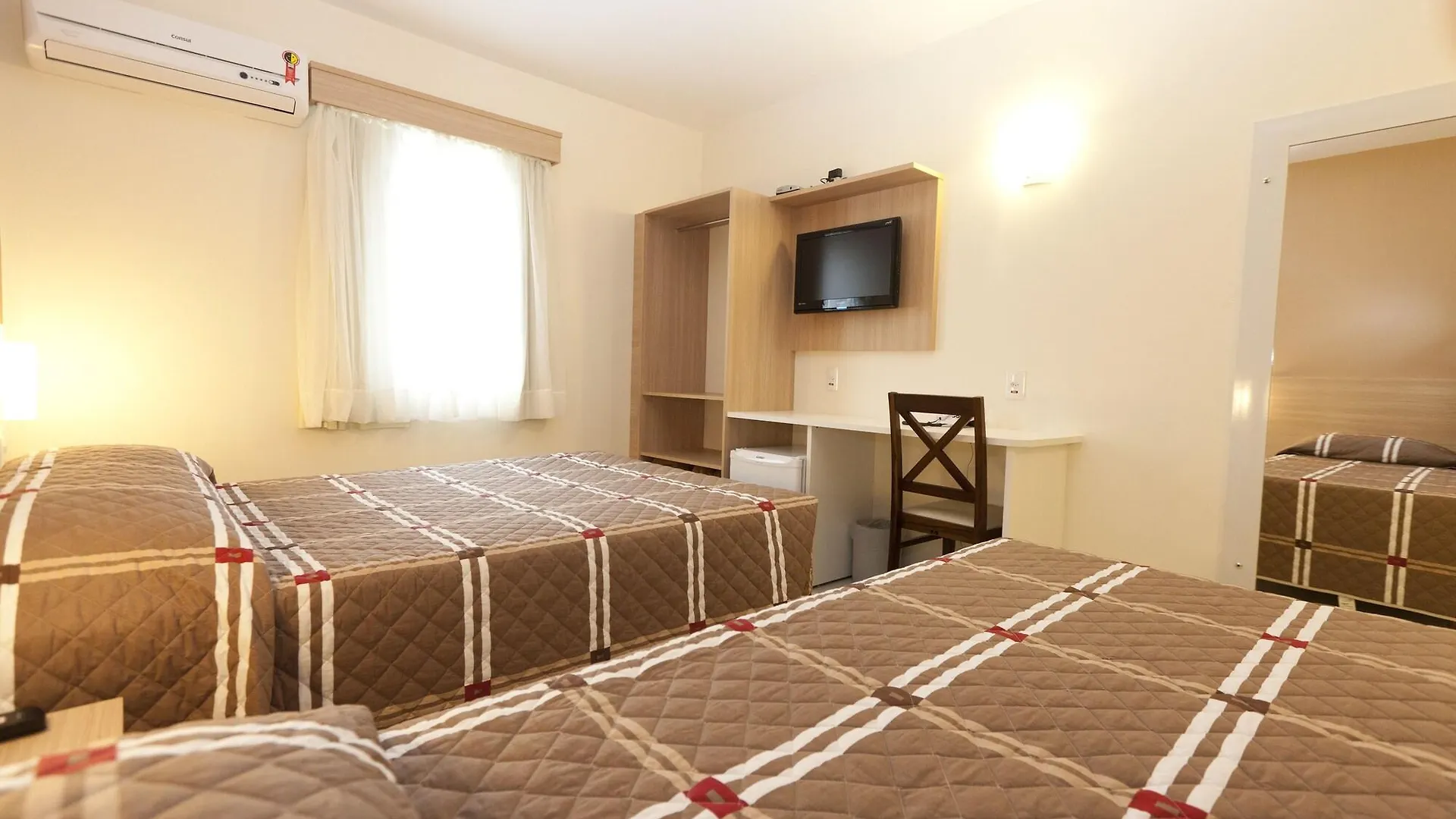 Bristol Sabrina Hotel De Charme Joinville